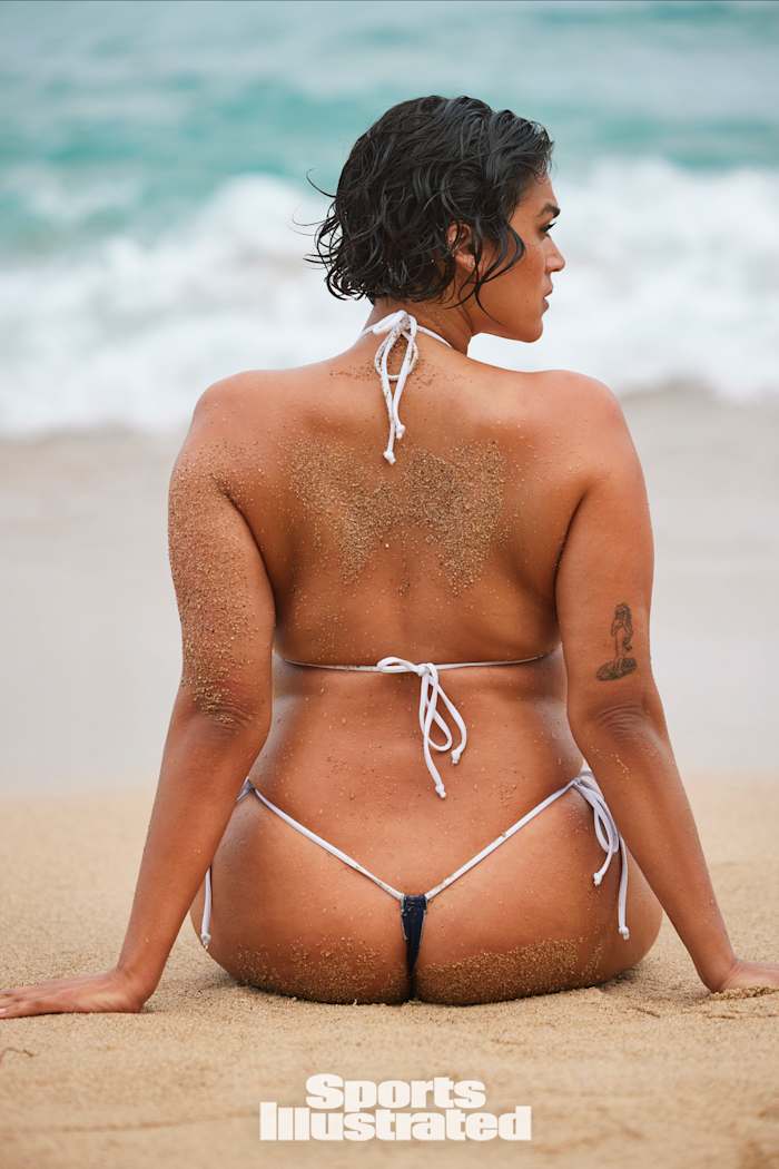 JENNIFER_08_0117_WMweb